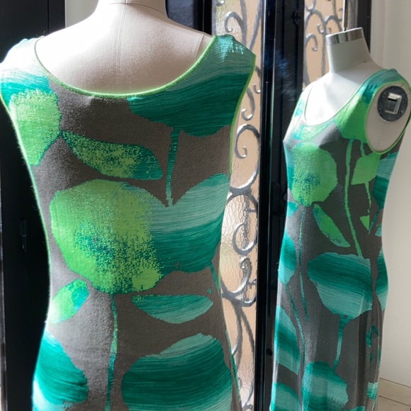 Resort Patterned Sweater Dress w Chemise Lining - Picture 3 of 9